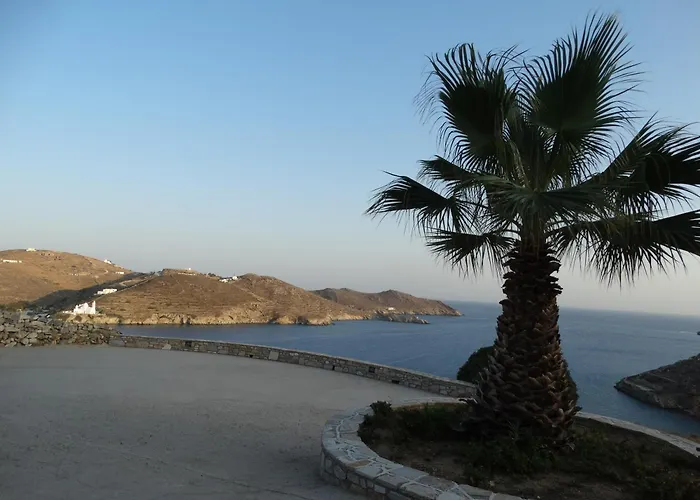 Gaia House, Ios Greece * Tzamaria