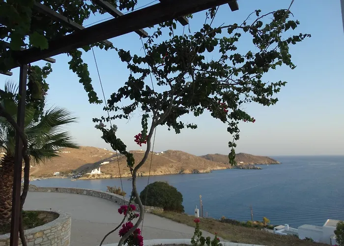 Gaia House, Ios Greece * Tzamaria